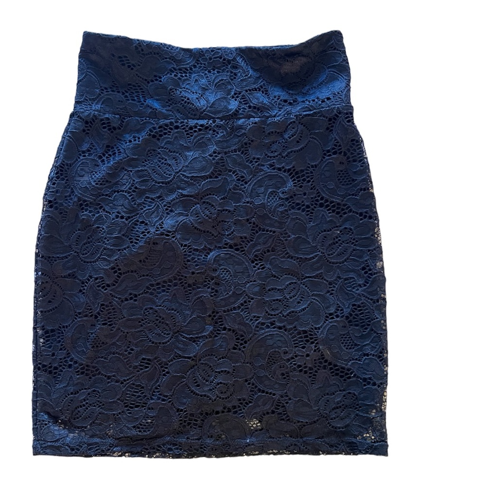 High waisted lace pencil skirt